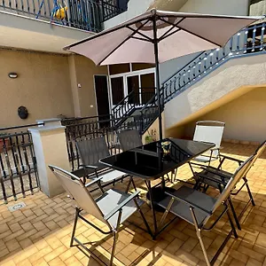 Acquamarina Luxury House Hébergement de vacances